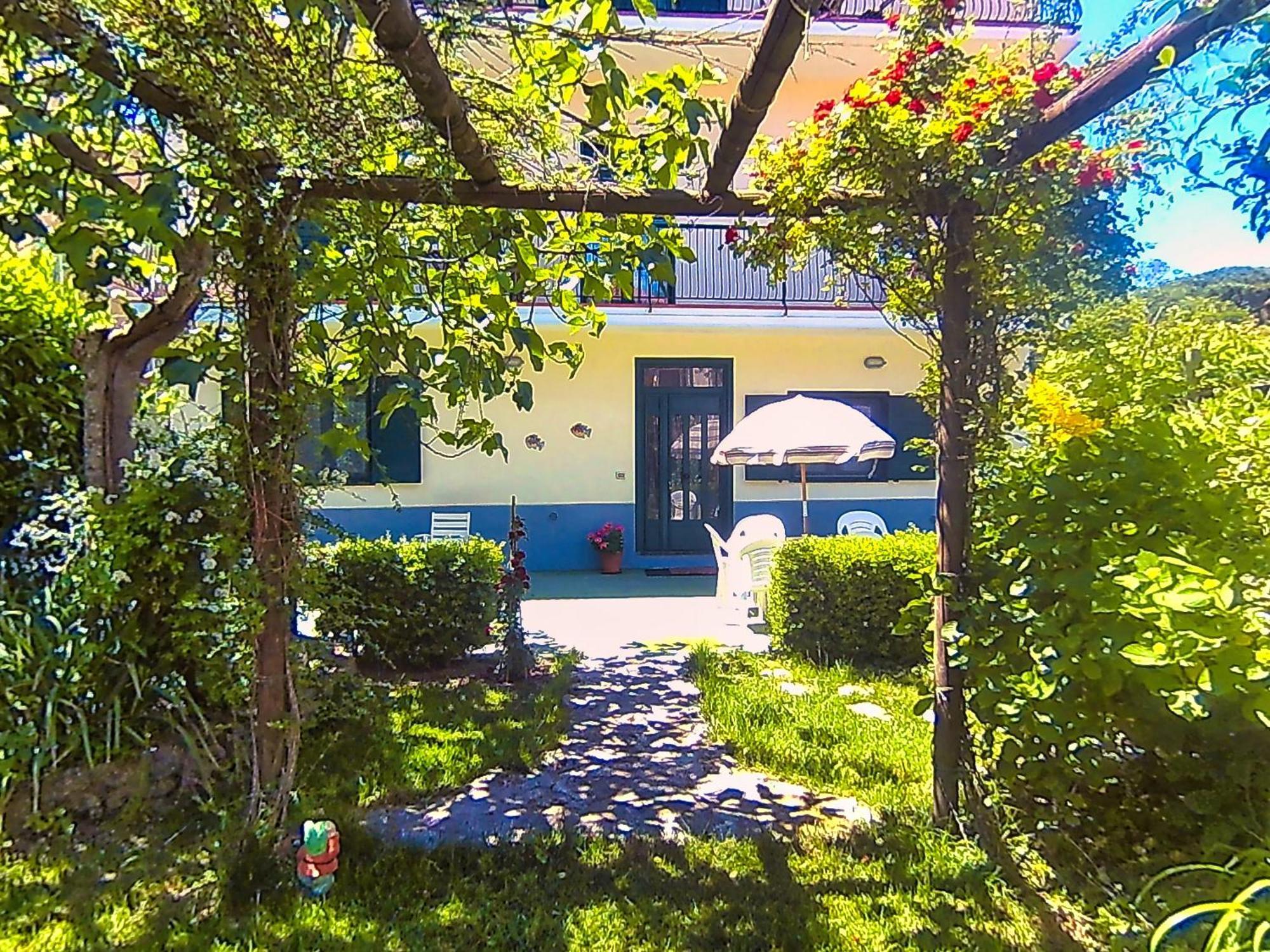 House Rene Apartment Agerola Bagian luar foto